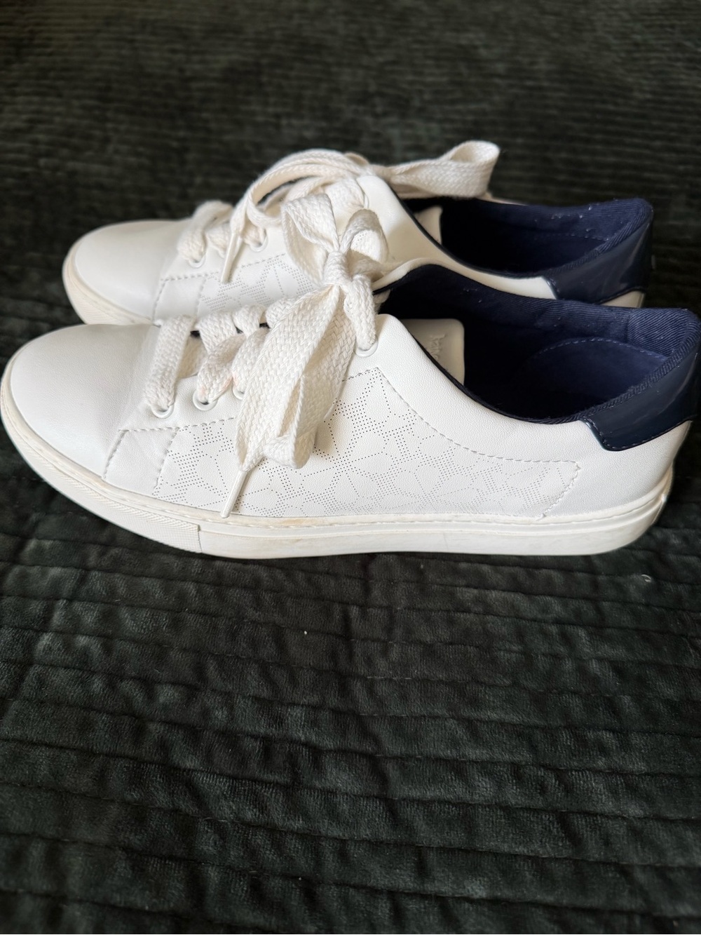 Kate Spade-White Casual Lace-Up Sneakers with Navy Heel Accent-Designer-Classic